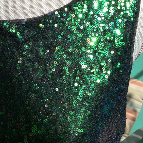 Green iridescent shell top. - Picture 2 of 4